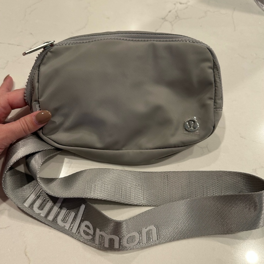 NWT lululemon athletica Silver Belt Bag